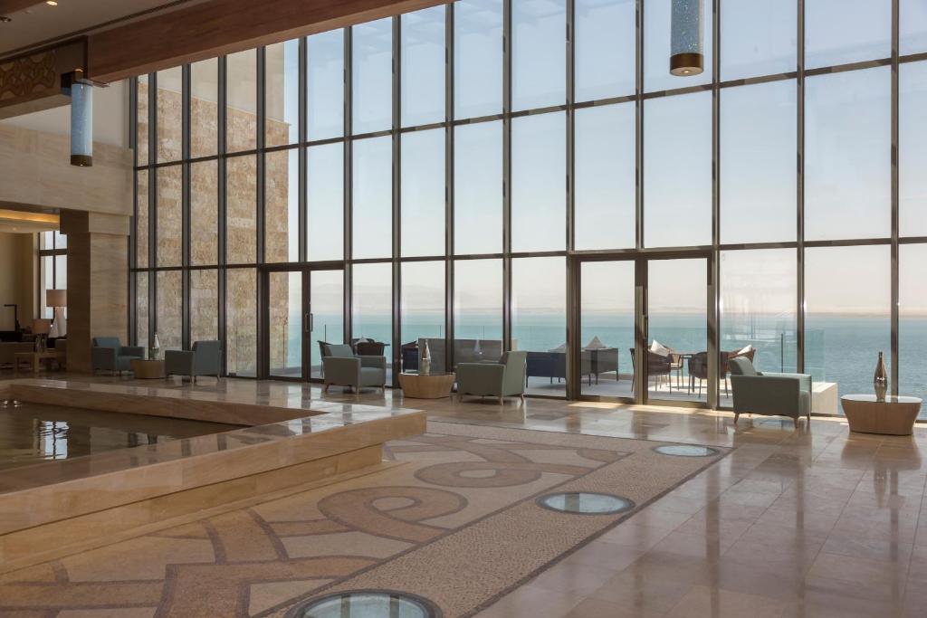 死海希尔顿度假酒店 (2)