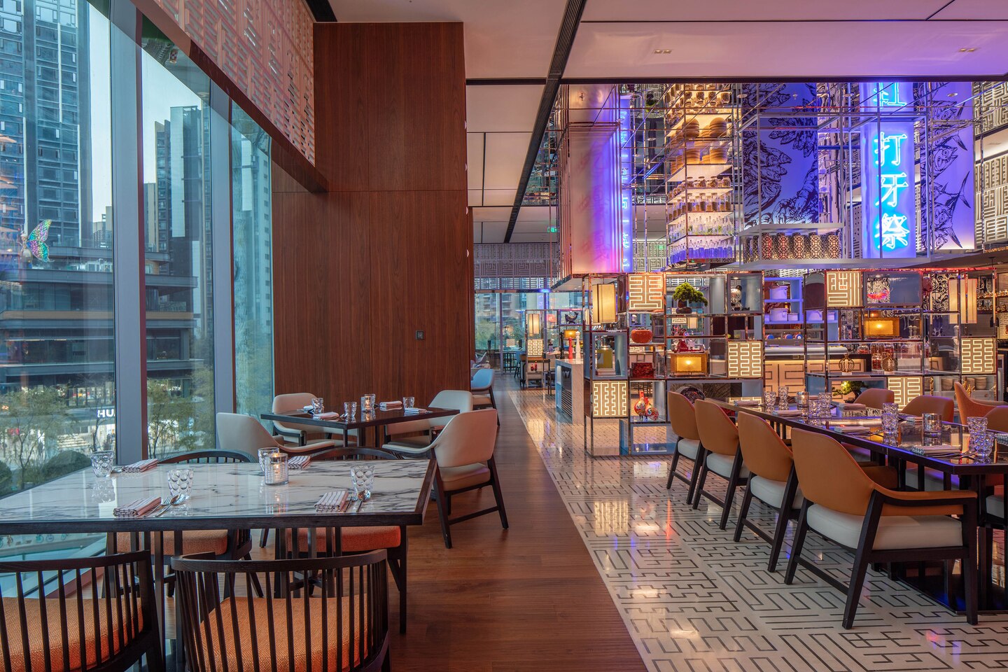 成都W酒店餐厅家具