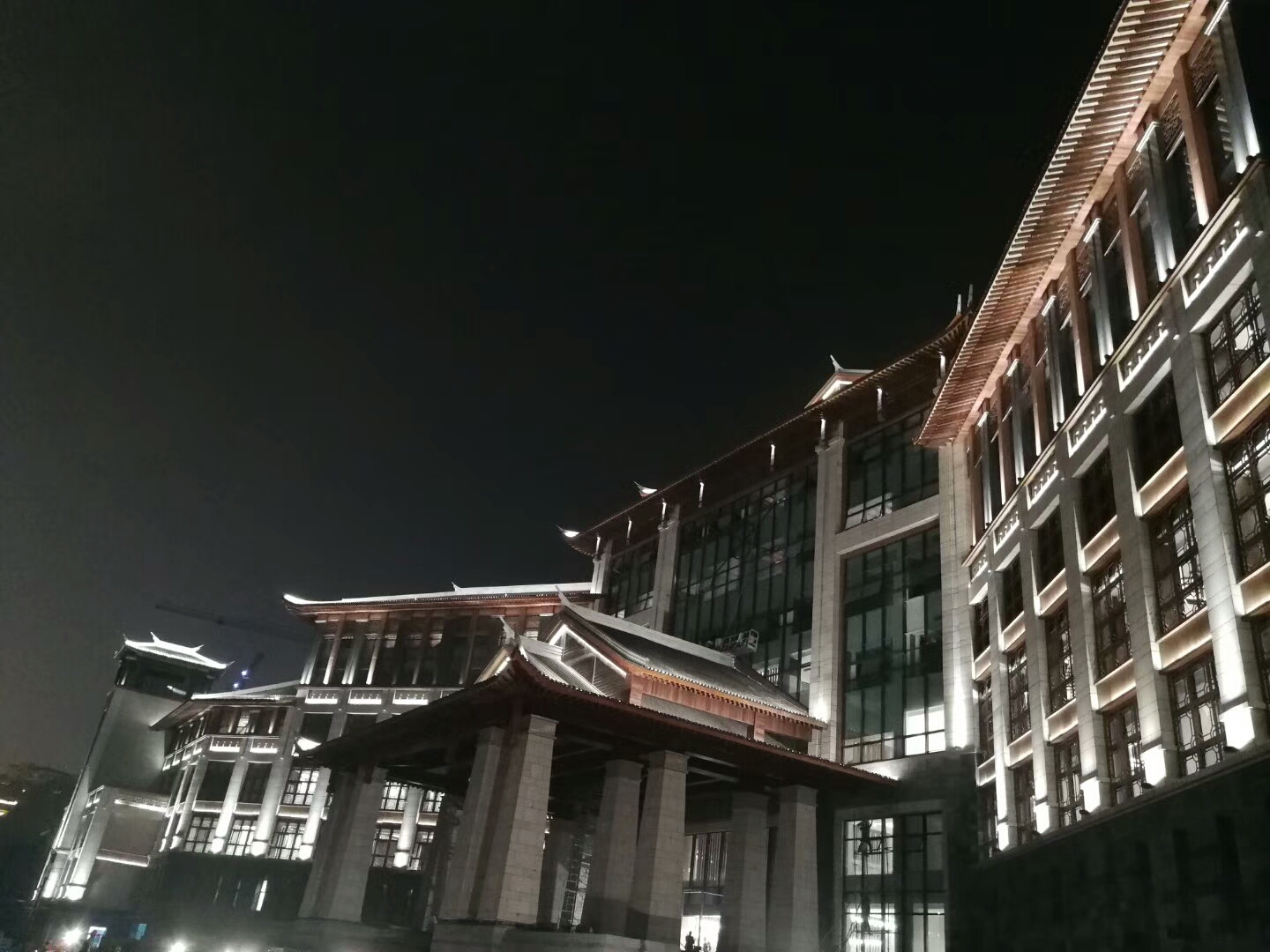 贵州铜仁温泉度假酒店 (1).jpg