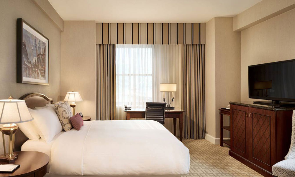 加拿大多伦多皇家约克费尔蒙酒店客房 (4)