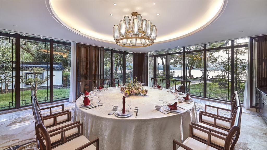 杭州柳莺里宾馆餐厅家具