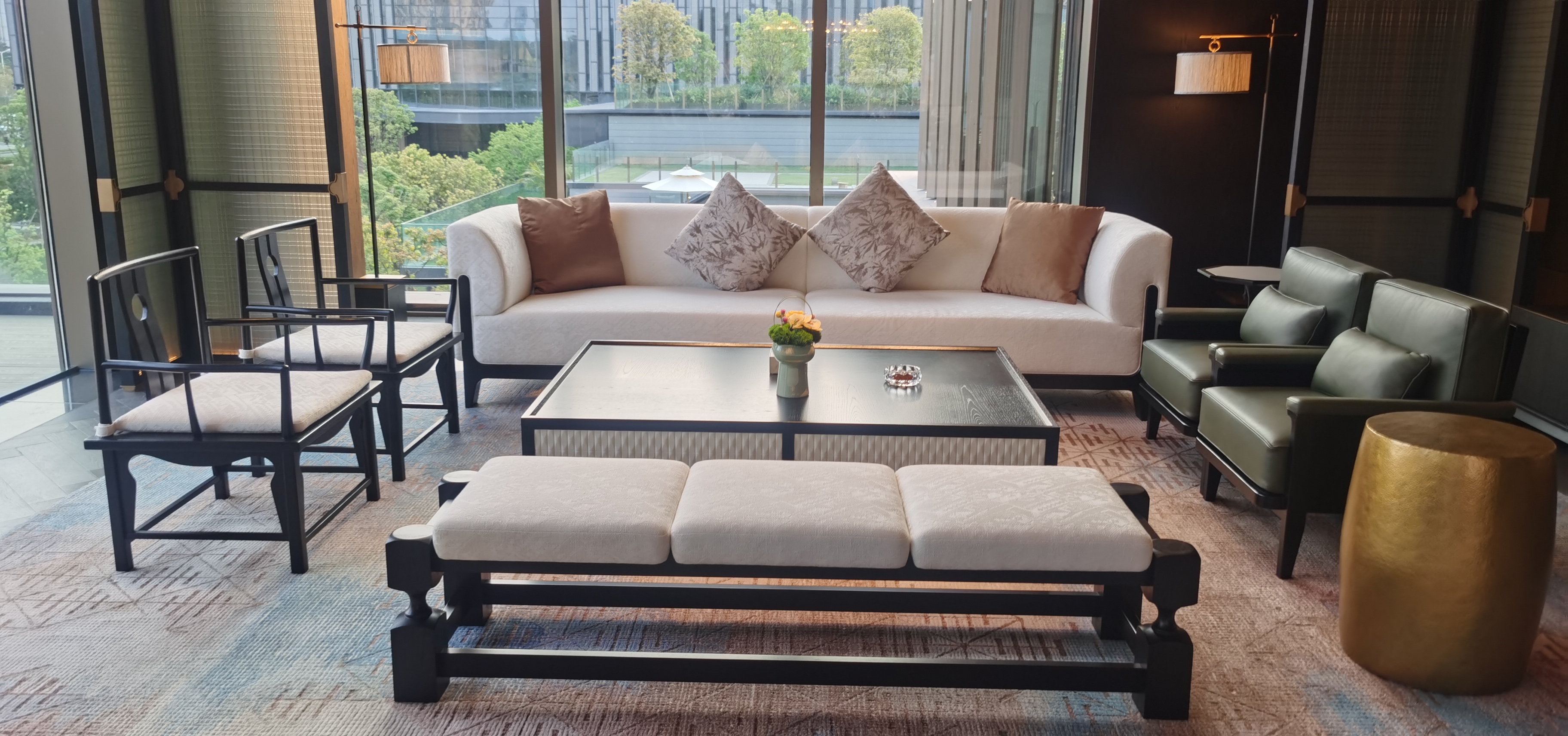 Zhuhai Zhengfang Xiangshan Hotel and MGM Huafu Hotel