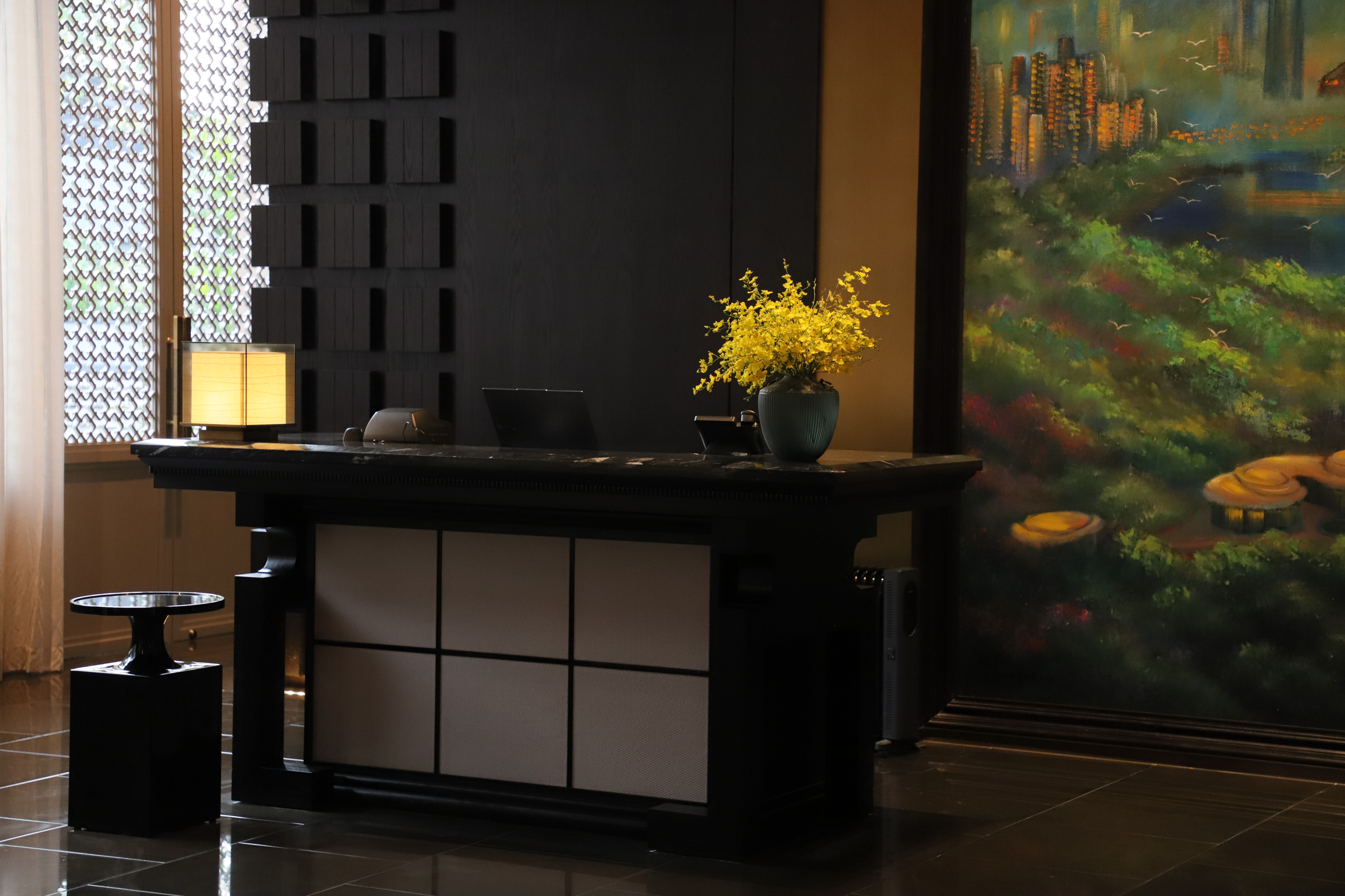 Zhuhai Zhengfang Xiangshan Hotel and MGM Huafu Hotel