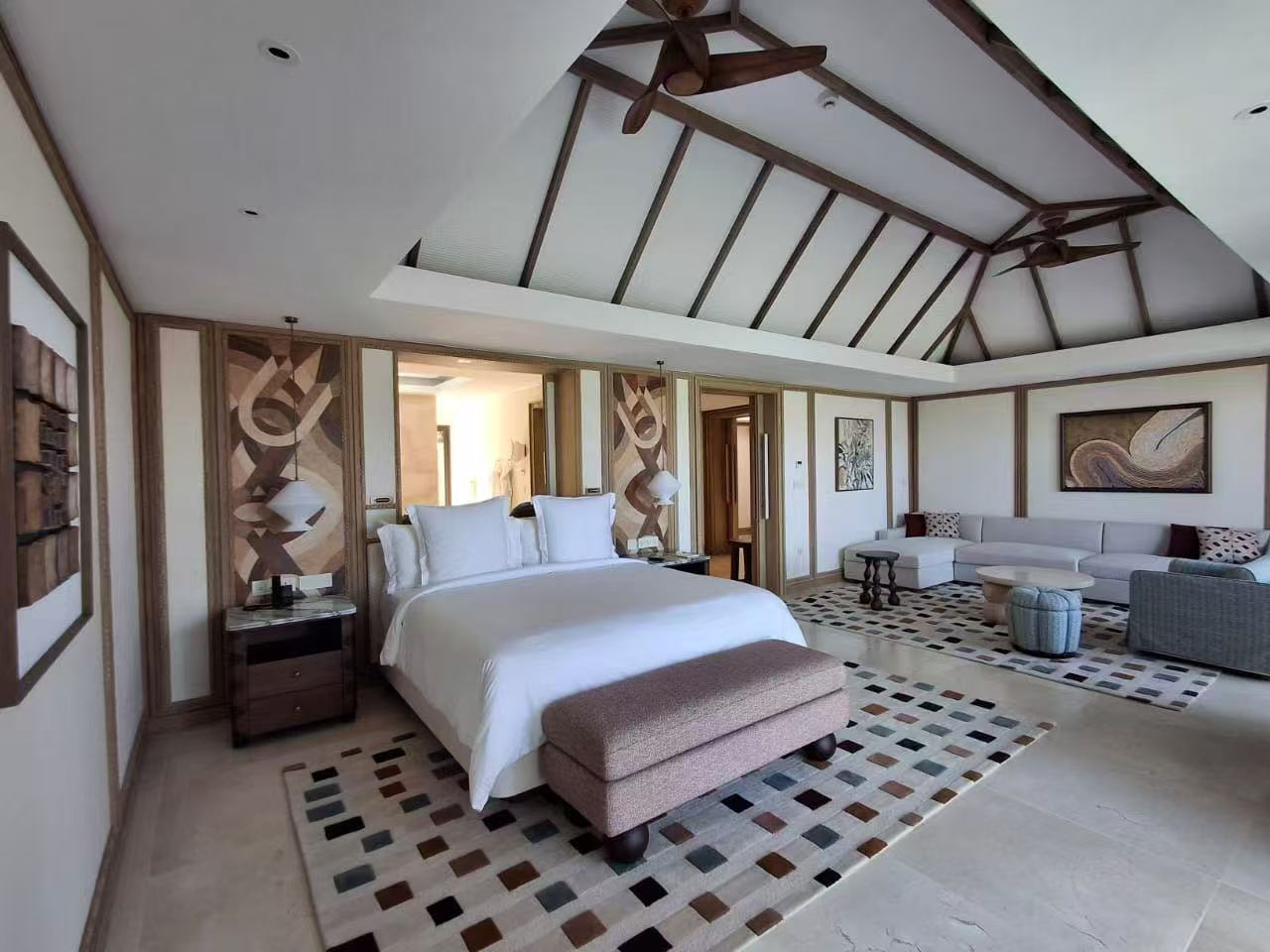 毛里求斯四季酒店客房家具